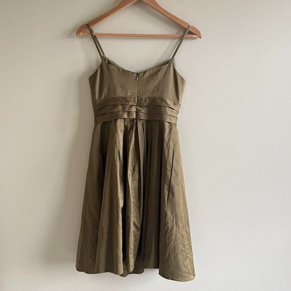 David's Bridal Olive Green Empire Scoop Neck Spaghetti Strap A Line Dress Size 2 - Picture 7 of 7